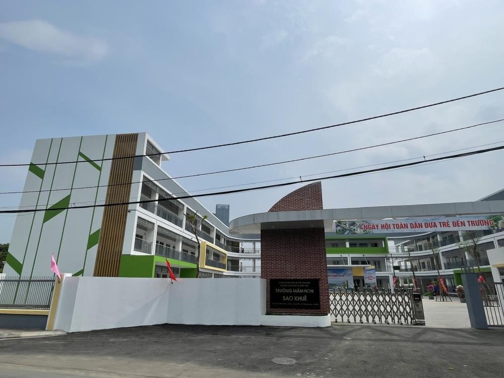 Lô Đất 42m2 Trung Tâm Gia Lâm - Gần VinWonders, Giá Chỉ 2.9 Tỷ