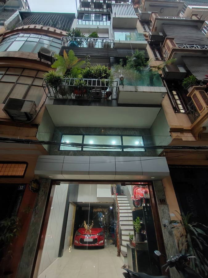 Bán nhà phố Nguyễn Chí Thanh 40m2, 6 tầng, MT 4.1m - Vị trí đẹp, kinh doanh tốt