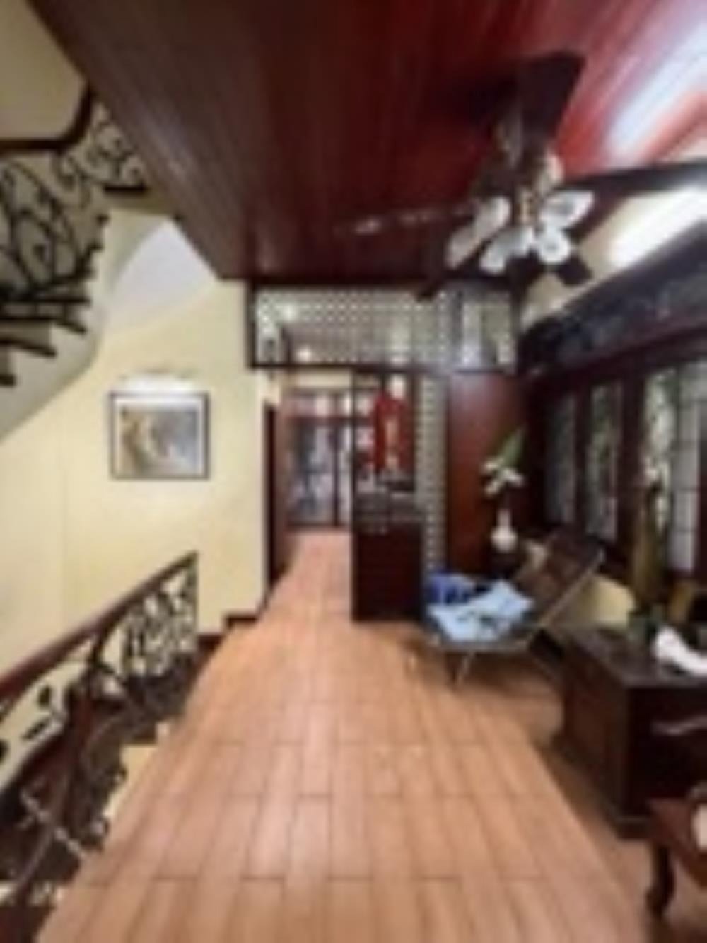Bán nhà phân lô Trần Quốc Hoàn, Cầu Giấy: 55m2, 5 tầng, MT 9.7m, KD sầm uất