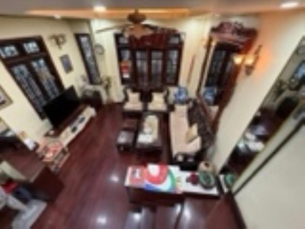 Bán nhà phân lô Trần Quốc Hoàn, Cầu Giấy: 55m2, 5 tầng, MT 9.7m, KD sầm uất