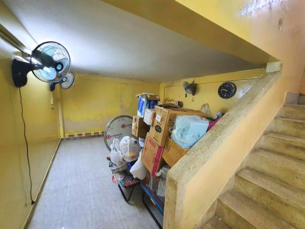 Nhà phố 3 tầng Tân Vĩnh, Quận 4 - 96m2, 5.5 tỷ (TL) - Vị trí đắc địa