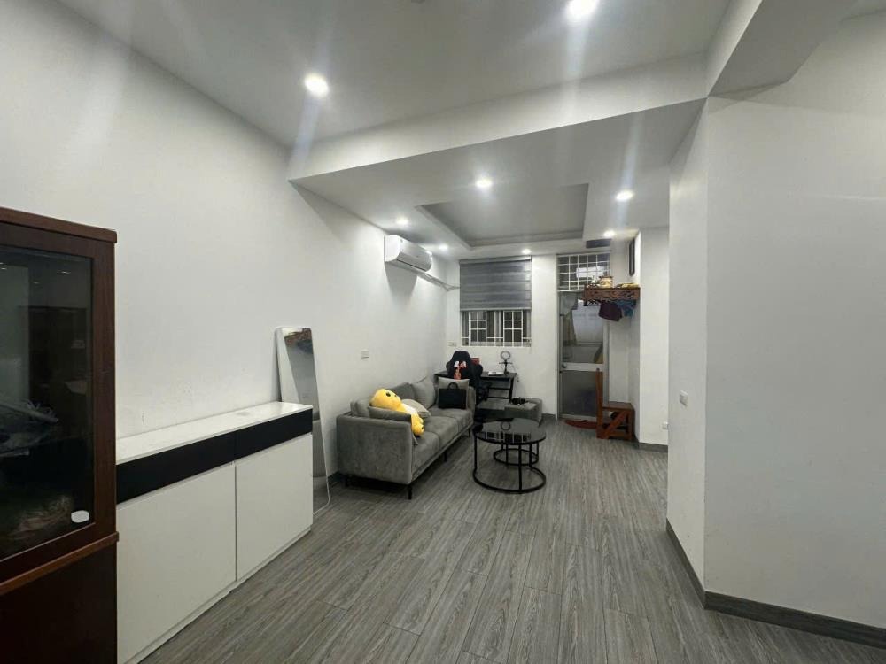 Cho Thuê Căn Hộ N02 Dịch Vọng - 80m2, 2PN, Full Đồ - 11.5 Triệu