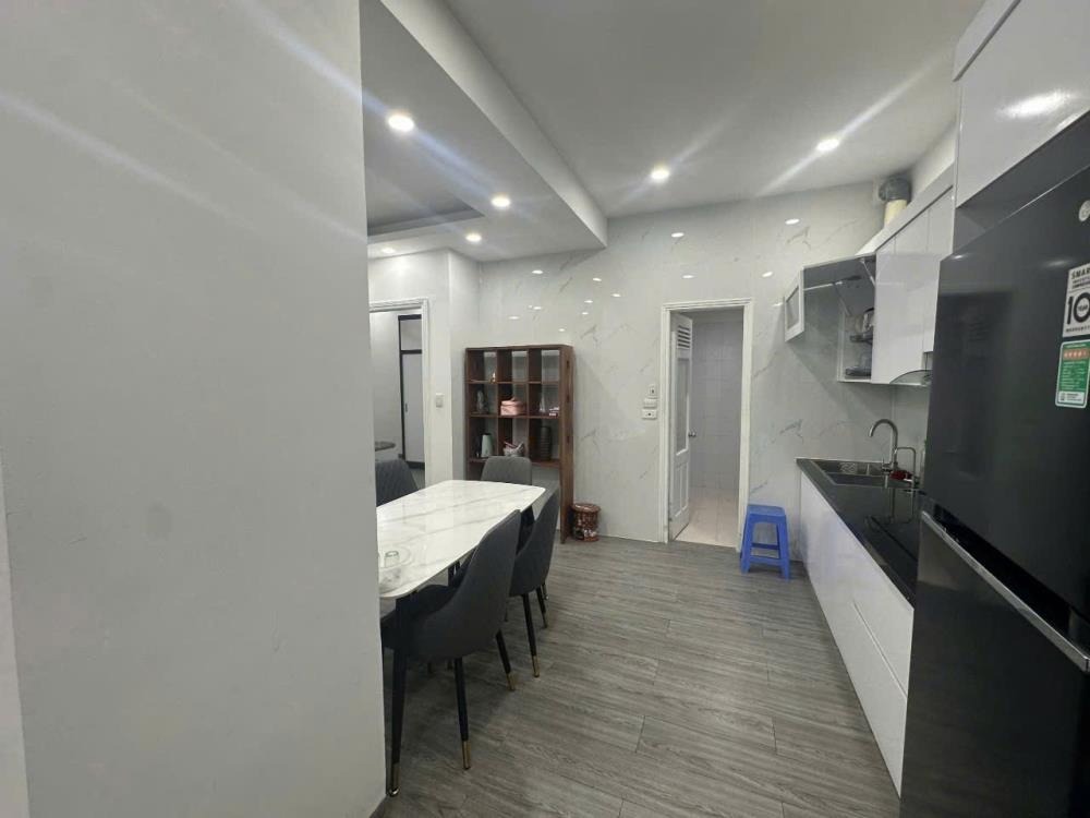 Cho Thuê Căn Hộ N02 Dịch Vọng - 80m2, 2PN, Full Đồ - 11.5 Triệu