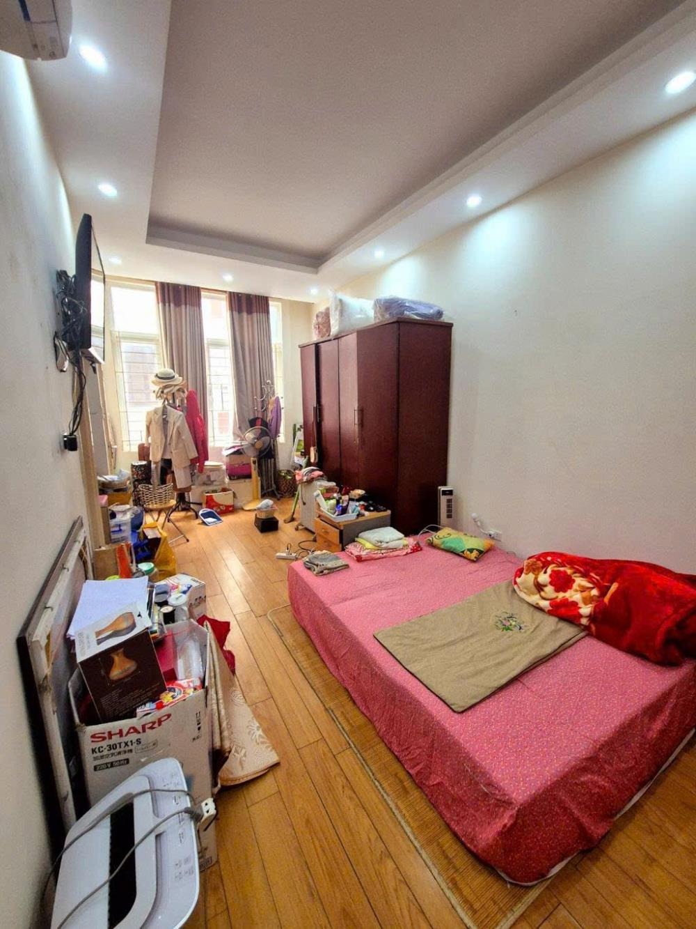Bán Nhà Đẹp Tây Hồ - Ngõ Ô Tô, 6 Tầng, Gần Hồ Tây & Cầu Tứ Liên