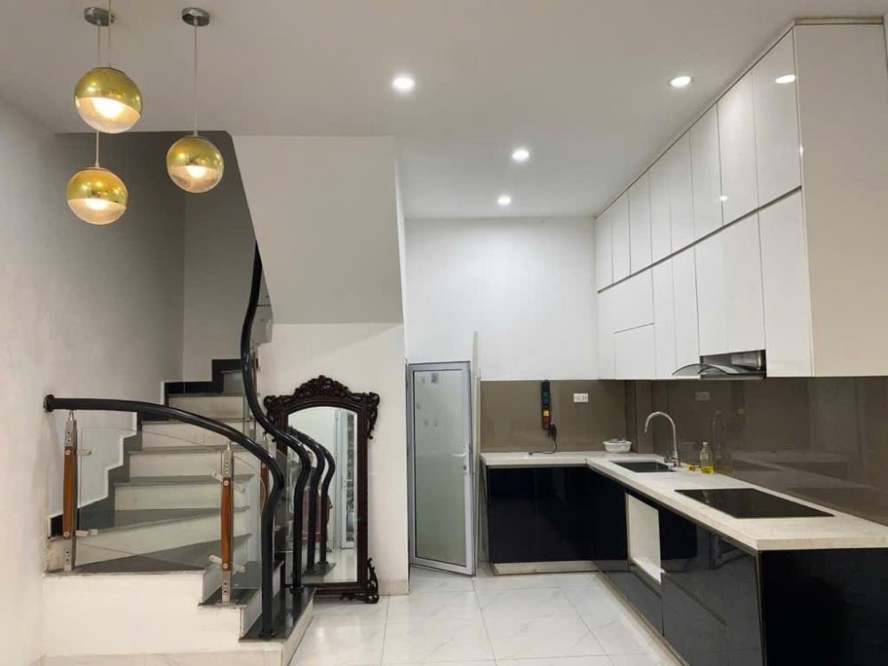Bán Nhà Ngõ Nghi Tàm - Vị Trí Vàng, Gần Hồ Tây, Giá 7.85 Tỷ