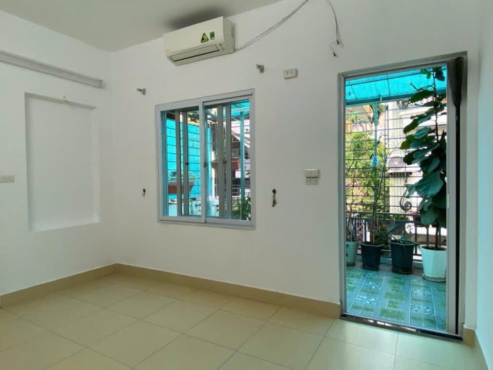 Bán Nhà Ngõ Nghi Tàm - Vị Trí Vàng, Gần Hồ Tây, Giá 7.85 Tỷ