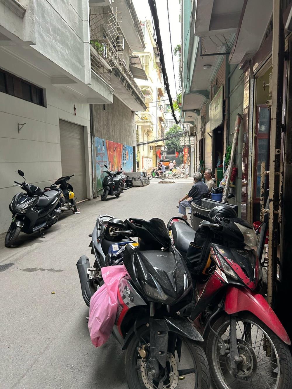 Bán Nhà Phân Lô Lê Trọng Tấn: 65m², 5 Tầng, Mặt Tiền 5m, Oto Vào Nhà