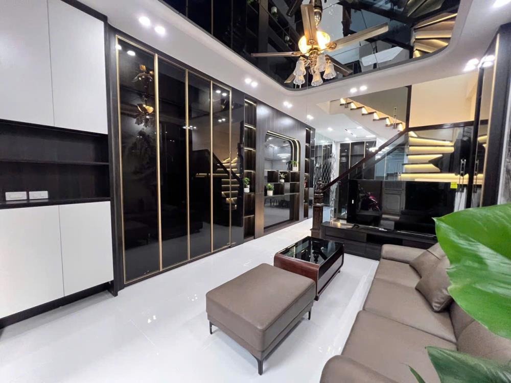 Bán nhà phố Lê Trọng Tấn, 45m2, 4 tầng, MT 4m, ô tô đỗ cửa, Thanh Xuân