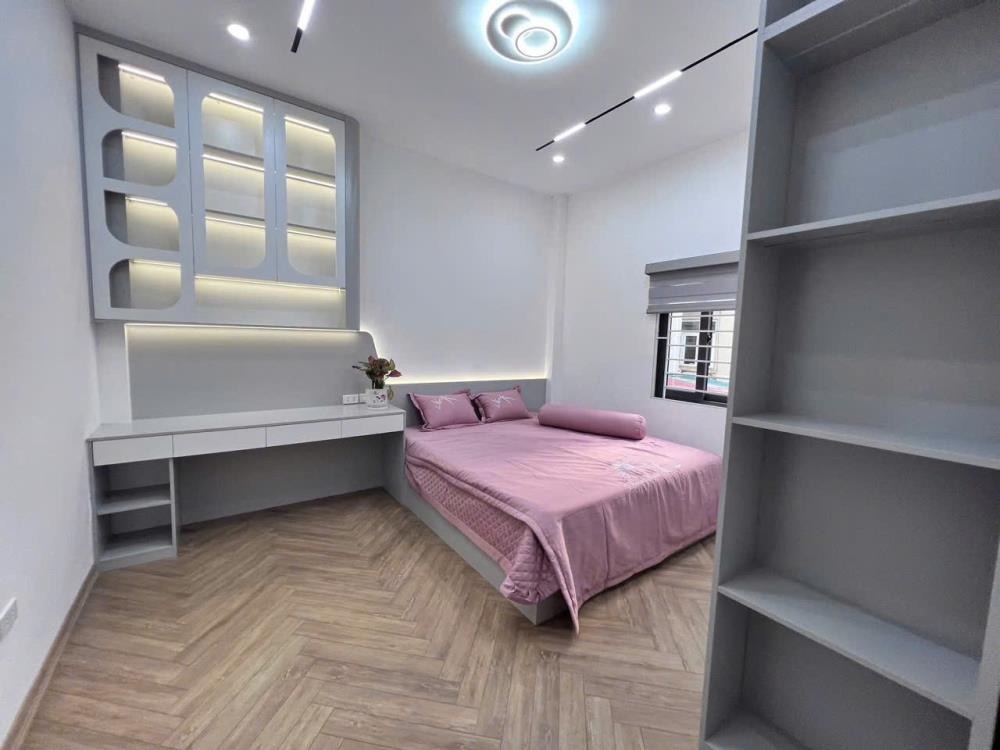 Bán nhà phố Lê Trọng Tấn, 45m2, 4 tầng, MT 4m, ô tô đỗ cửa, Thanh Xuân