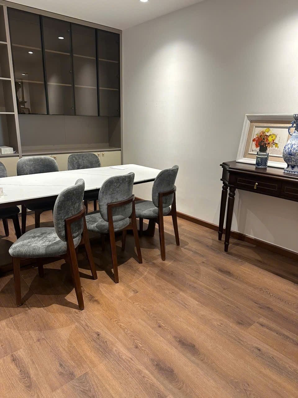 Cho thuê căn hộ 3 phòng ngủ view Hồ Tây - Ciputra, Võ Chí Công - Giá 25 triệu