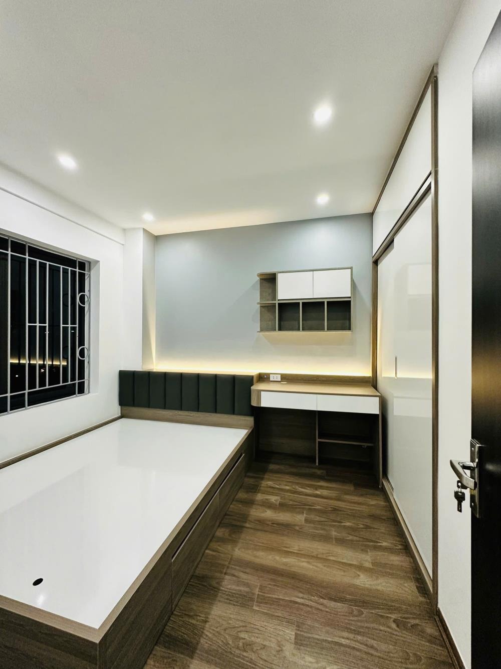 Bán căn hộ góc 2 mặt thoáng, view đẹp tại CT3B Bắc Linh Đàm - 68m2 - 3PN - Giá 3.99 tỷ