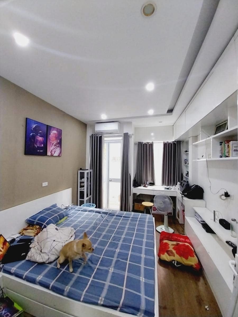 Bán nhà góc phố Ba Đình - 34m² x 5 tầng, ngõ rộng, ô tô gần phố