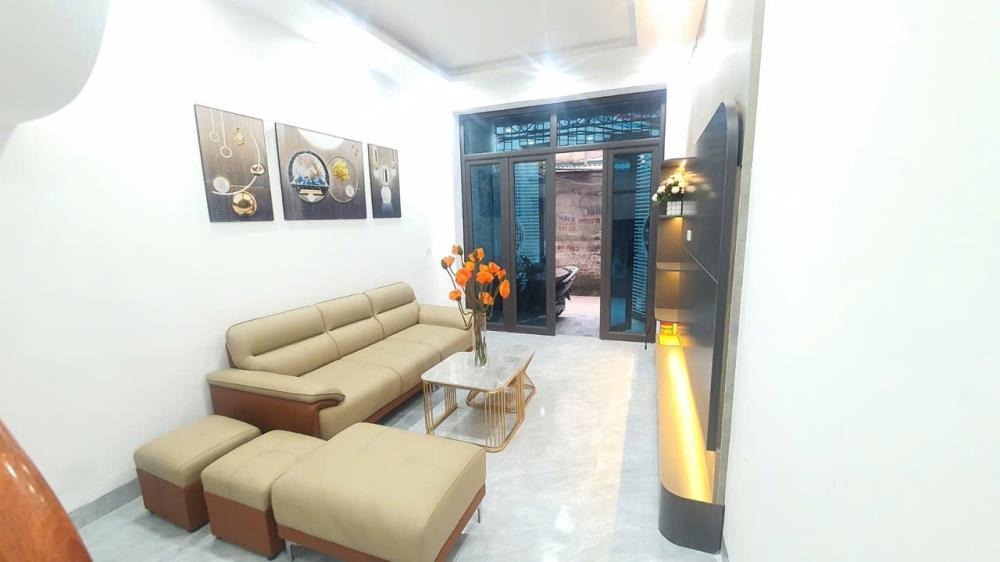 Bán nhà Tam Trinh 35m2, Full Nội Thất, Giá 7.x Tỷ - Vị Trí Đẹp