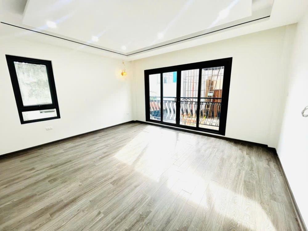 Bán nhà 5 tầng, 65m2, Trần Khát Chân, Giá 9.9 tỷ