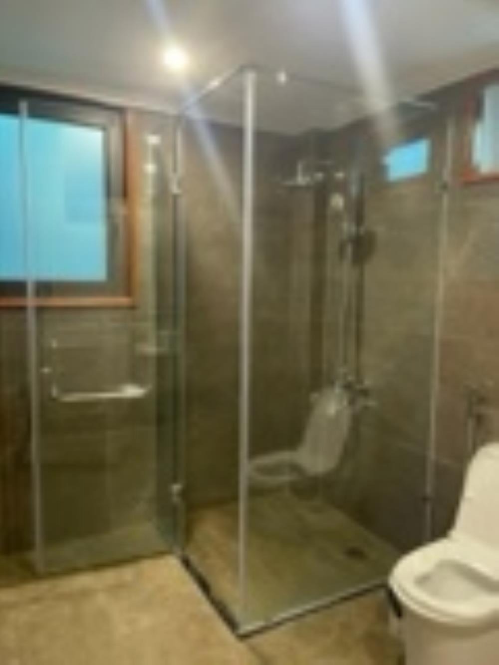 Bán Biệt Thự Siêu Vip Ba Đình - Liễu Giai - 8 Tầng - Ô Tô - Dòng Tiền 150Tr/Tháng