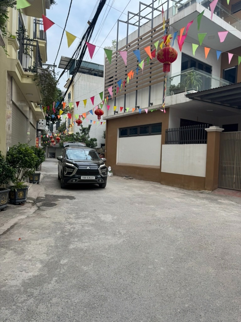 Bán nhà Đại Cát, Liên Mạc, Bắc Từ Liêm - 99m2, 3 Tầng, Giá 10.5 Tỷ