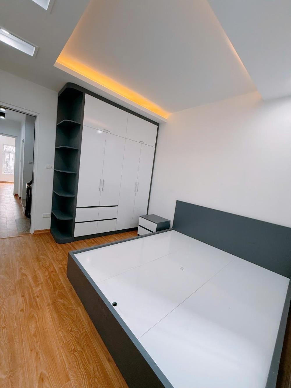Bán nhà 5 tầng, 7 phòng ngủ full nội thất tại Bắc Từ Liêm