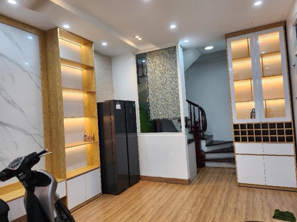 Nhà đẹp Bắc Từ Liêm - 4 Tầng, 3 Ngủ, Full Nội Thất - 5.5 Tỷ