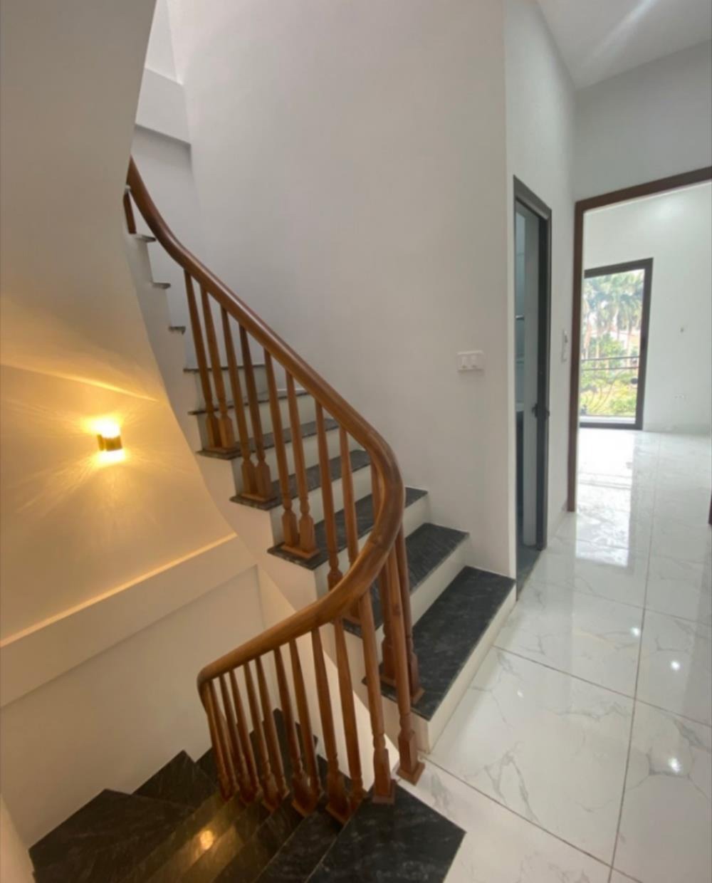 Bán nhà riêng Bắc Từ Liêm, 4 tầng, 36.8m², Ô tô vào nhà - Giá 6.15 tỷ