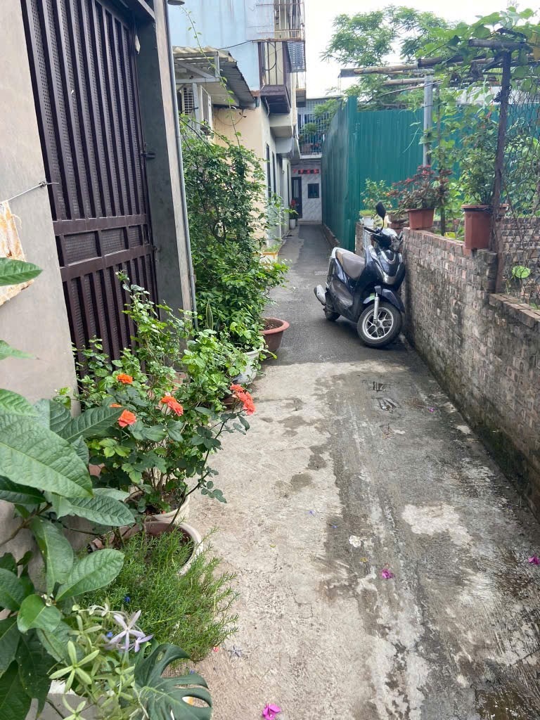 Nhà Ngõ Âu Cơ - Thông Thoáng, Ô Tô Tránh, Giá 3 tỷ