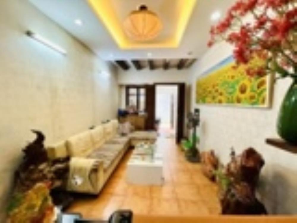 Bán nhà 50m2 Kim Ngưu, 7.9 tỷ - 4 Phòng Ngủ, Ngõ Rộng, Thông Thoáng