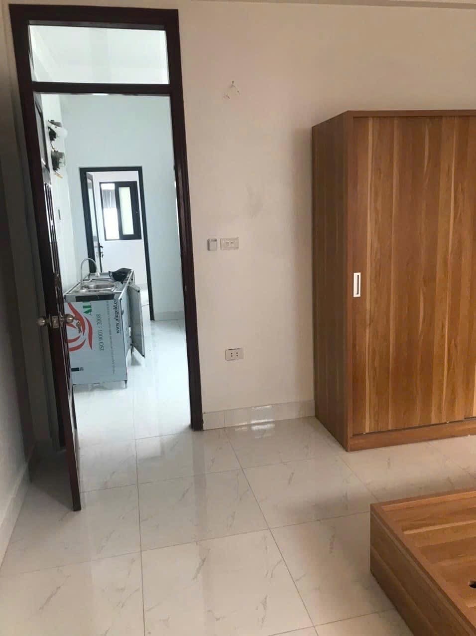Bán nhà 60m2, 7 phòng ngủ, Minh Khai, 8.75 tỷ - Vị trí đẹp, gần ô tô