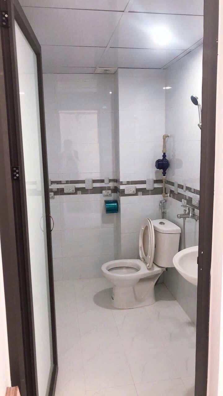 Bán nhà 60m2, 7 phòng ngủ, Minh Khai, 8.75 tỷ - Vị trí đẹp, gần ô tô