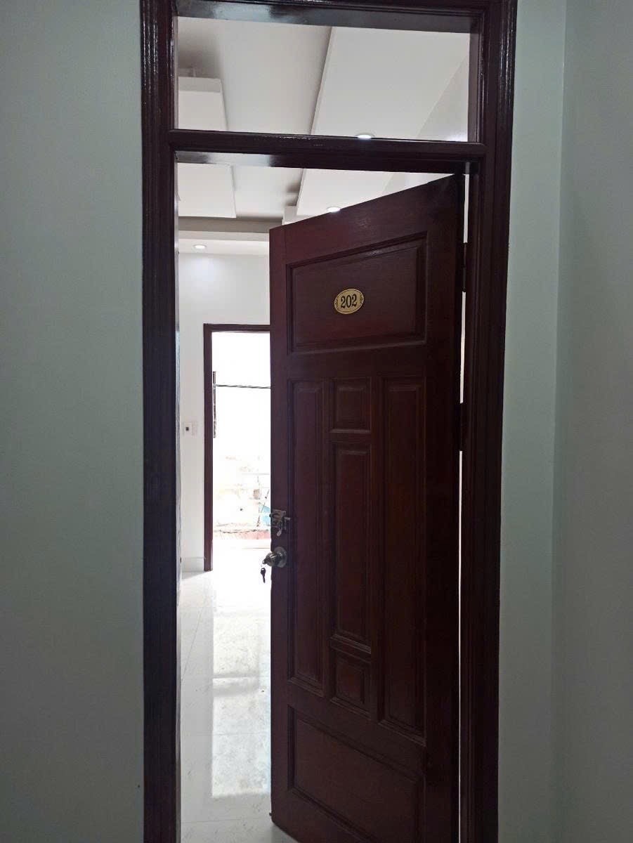 Bán nhà 60m2, 7 phòng ngủ, Minh Khai, 8.75 tỷ - Vị trí đẹp, gần ô tô