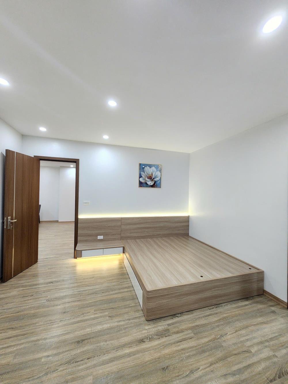 Căn Hộ View Triệu Đô Linh Đàm - Full Nội Thất - Giá 6.95 Tỷ