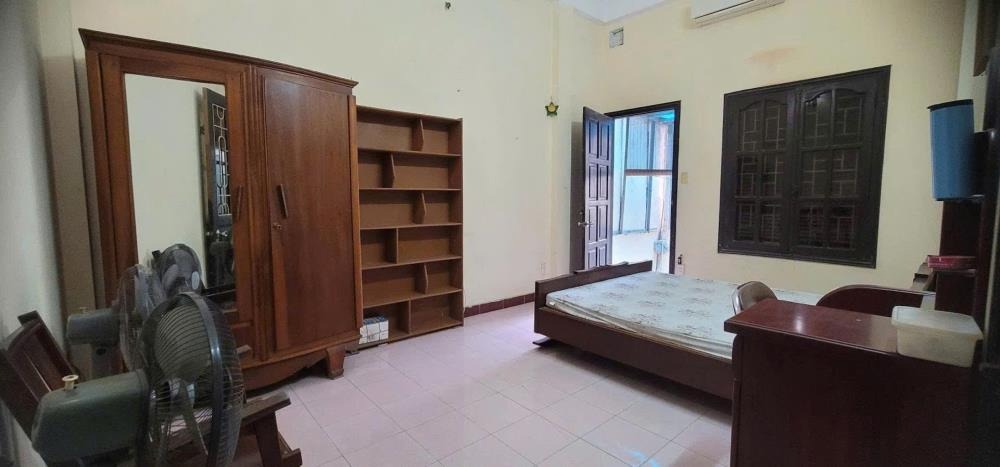 Nhà Ba Đình 2 Thoáng - Vị Trí Đẹp, Tiện Ích Vượt Trội, Giá Tốt