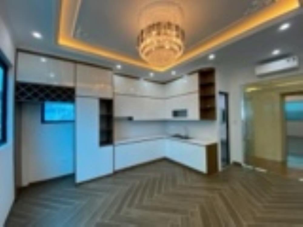 Ô Tô Vào Nhà, 7 Tầng, Thang Máy, Cổ Nhuế - Giá 12.8 Tỷ
