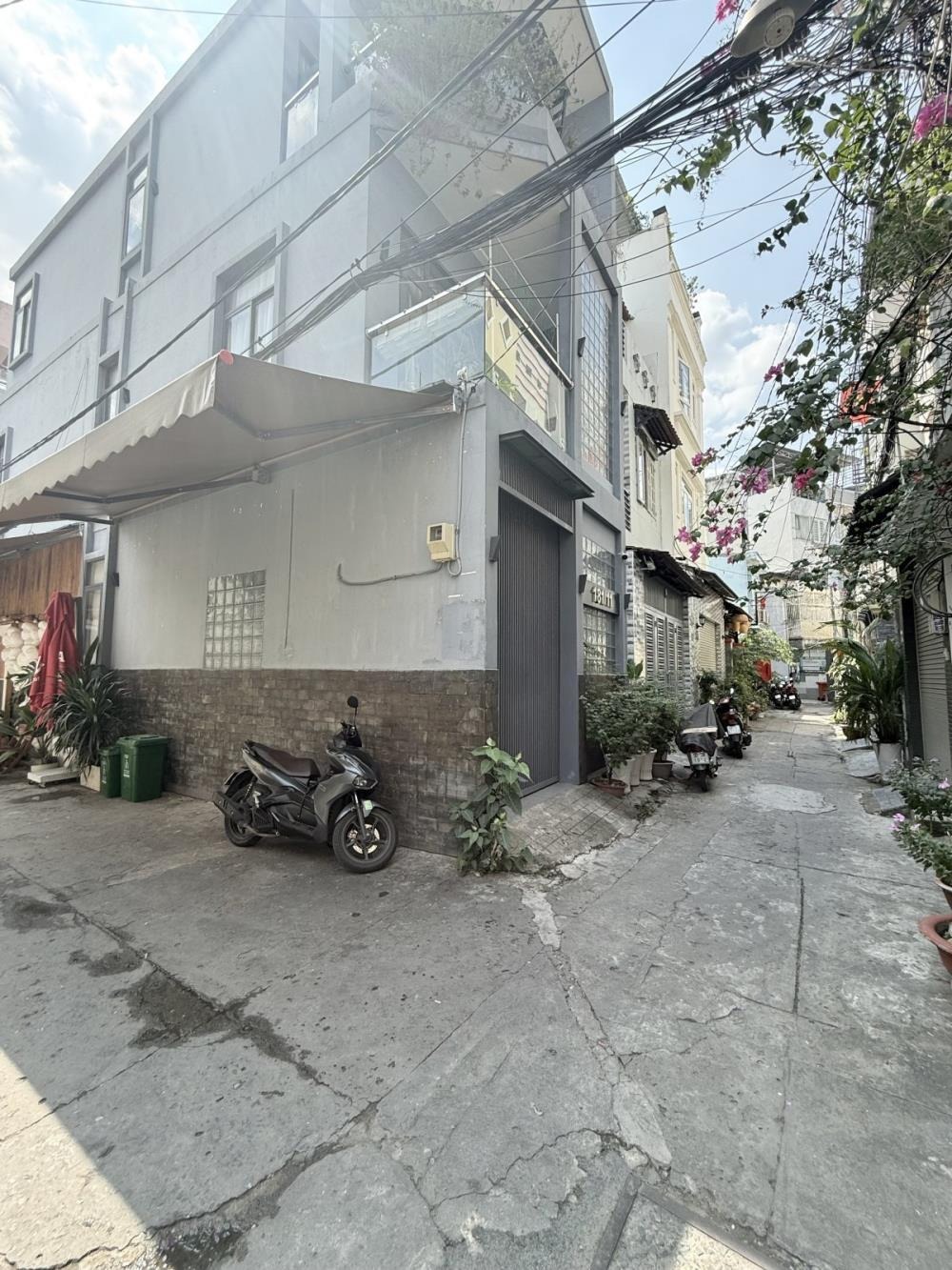 Nhà 4 Tầng HXH Nguyễn Thượng Hiền - 8 Phòng Cho Thuê Full - DT 86m2 - Giá 10.8 Tỷ