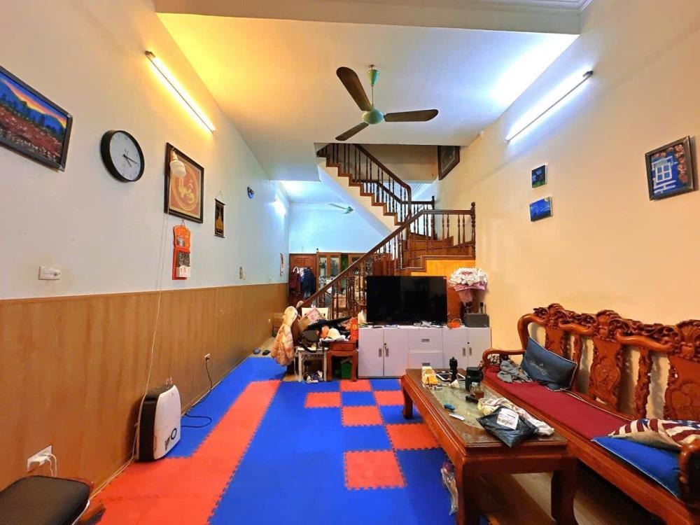 Nhà Cầu Giấy 52m² - Giá Tốt Nhất Khu Vực - Đầu Tư/Ở Tuyệt Vời