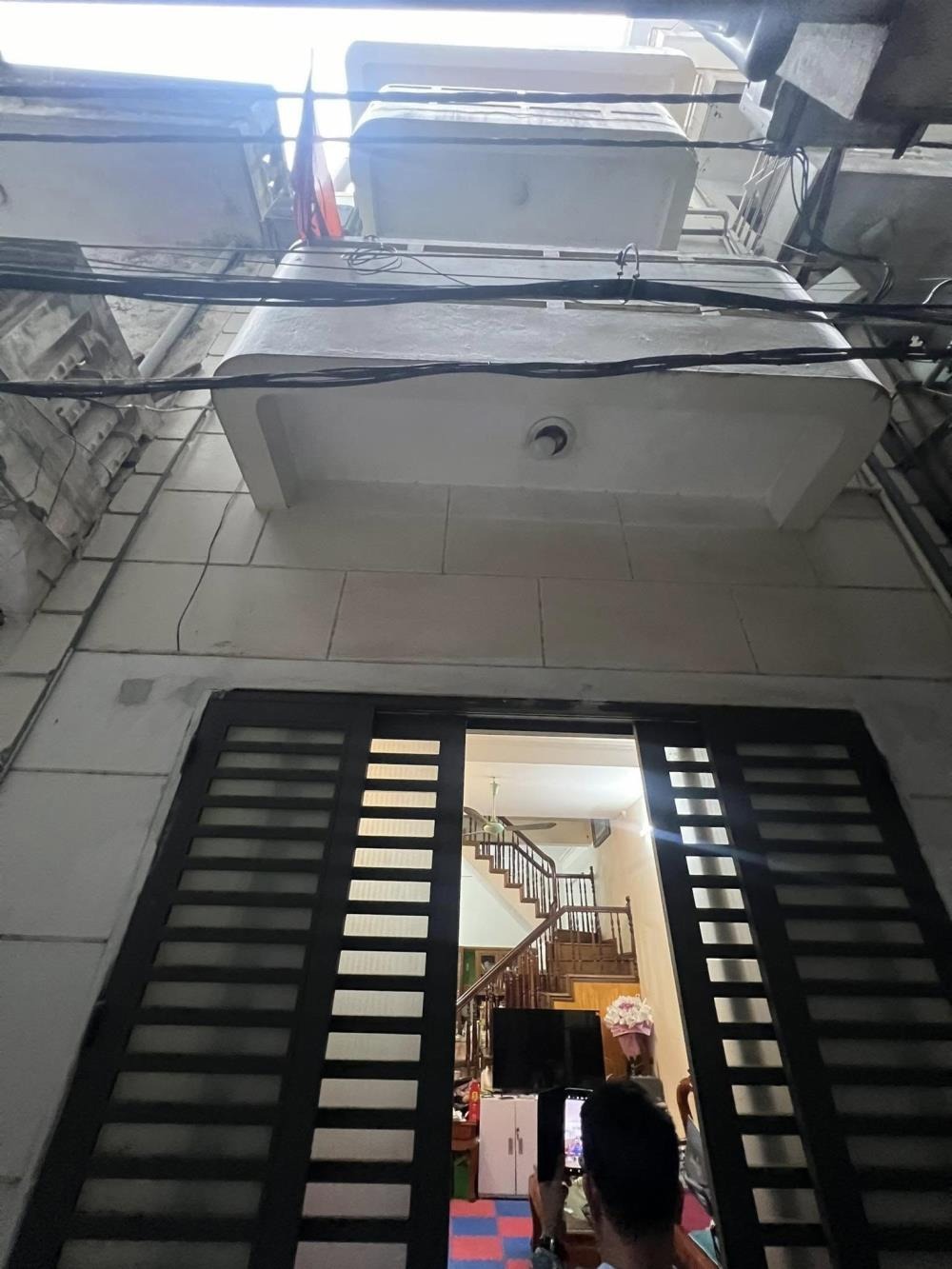Nhà Cầu Giấy 52m² - Giá Tốt Nhất Khu Vực - Đầu Tư/Ở Tuyệt Vời