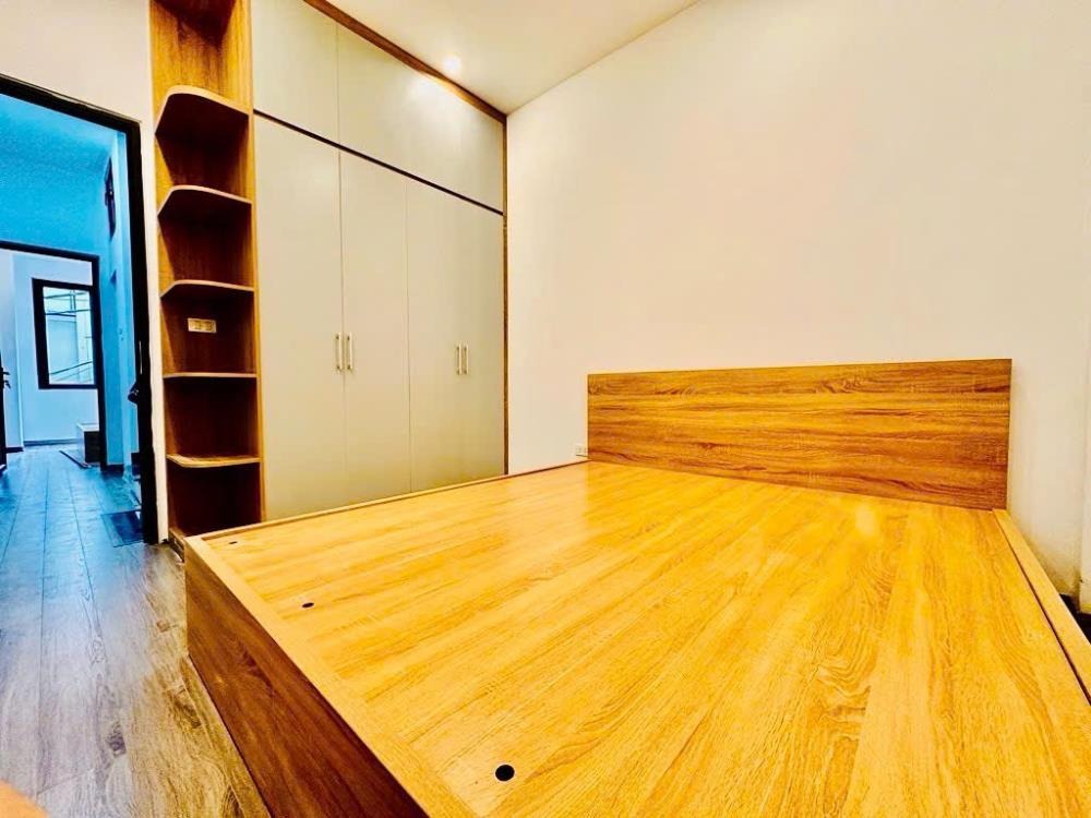 Bán nhà gốc Hai Bà Trưng 32m² - 6.18 tỷ - Vị trí đẹp, ngõ thông, ở ngay