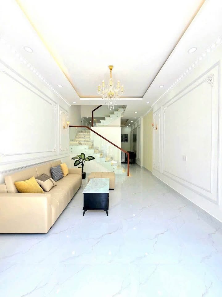Bán Nhà Mặt Tiền Ngô Quyền, Hóc Môn - 90m2, SHR, Tiềm Năng Vàng