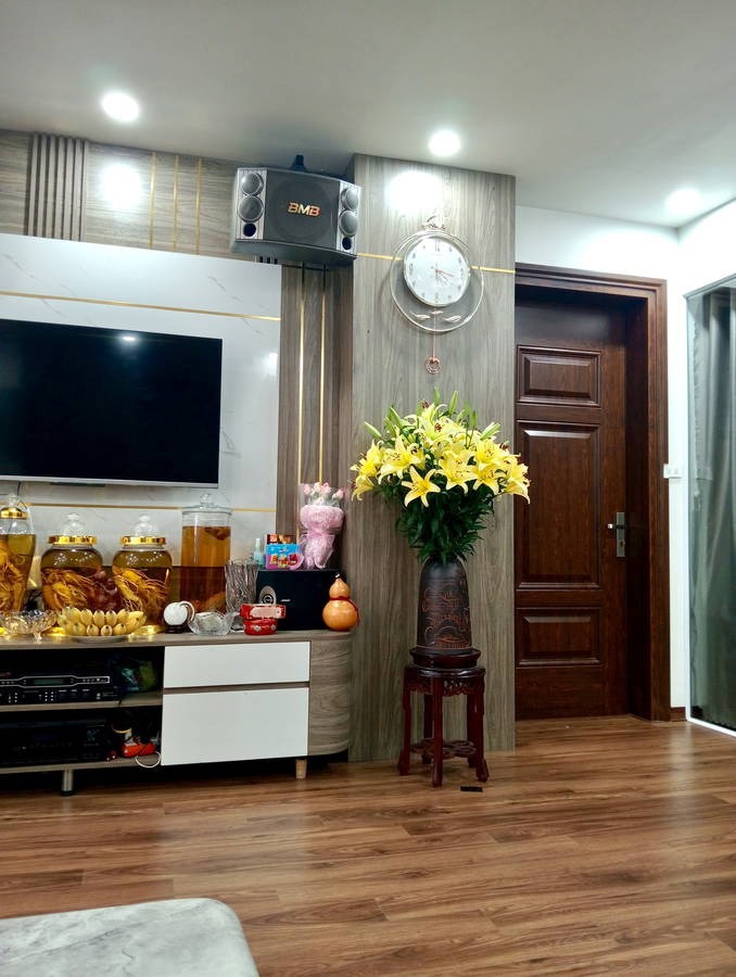 Bán Căn Hộ Chung Cư N02N03, 84 Chùa Láng, Đống Đa - 3PN, 7.35 Tỷ