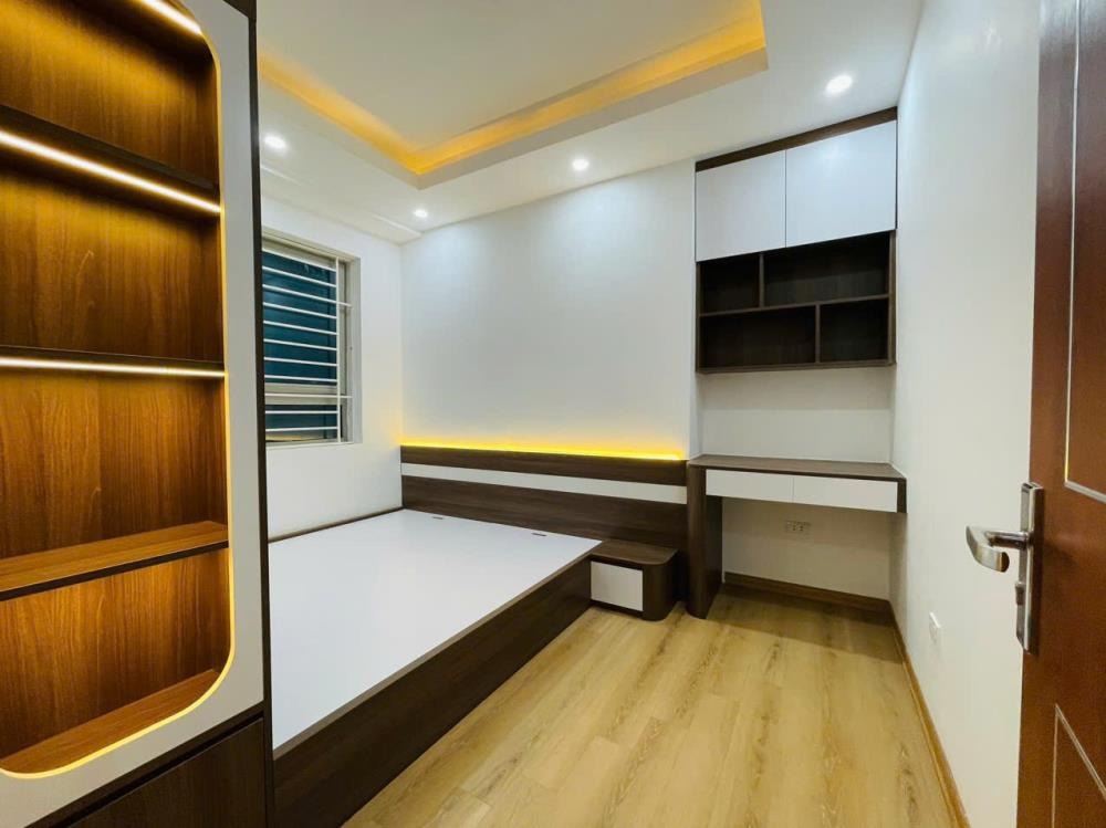 Bán Căn Góc 76m3 - 3PN - Full Đồ - HH2C Linh Đàm - Giá Tốt