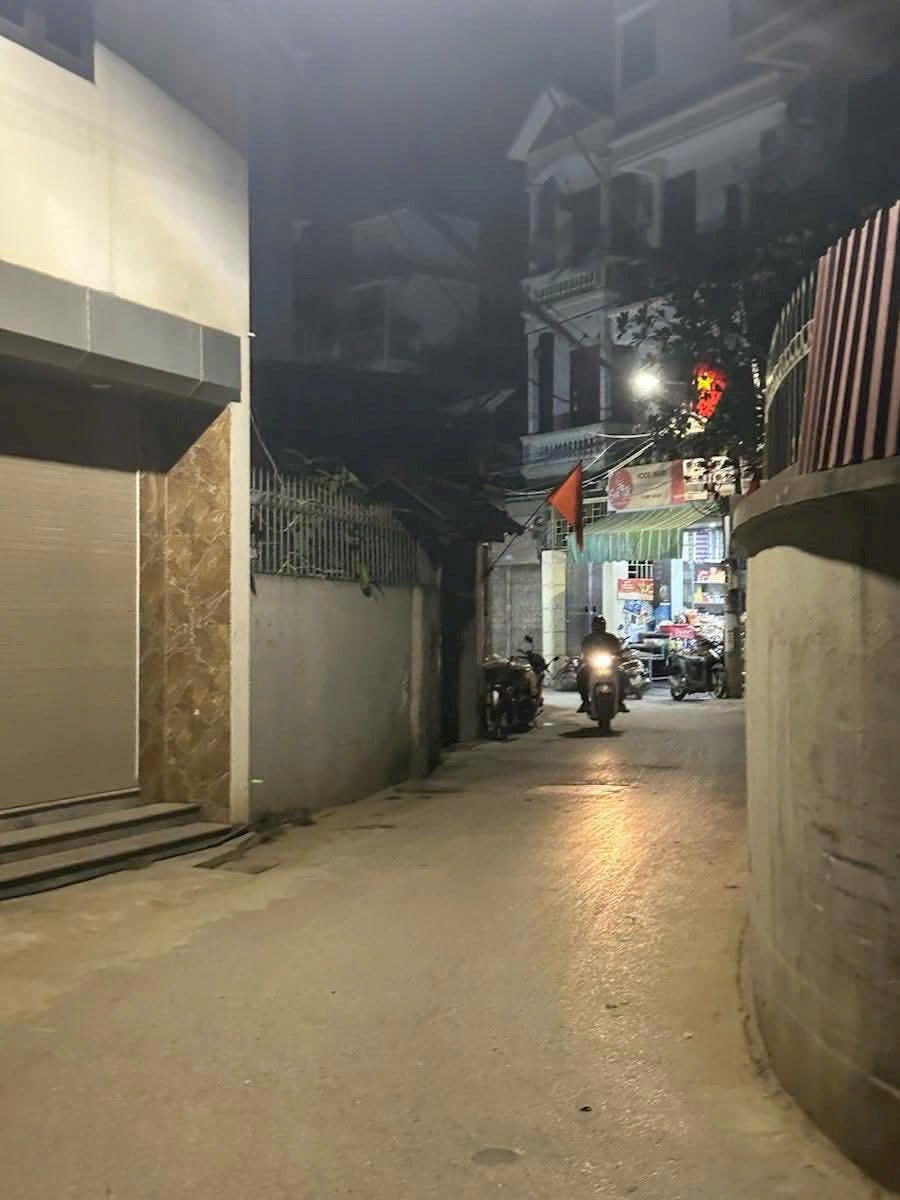 🔥 Bán Lô Đất 50m² Tặng Nhà C4 - Vị Trí Vàng Văn Trì, Bắc Từ Liêm - Giá 8.9 Tỷ 🔥