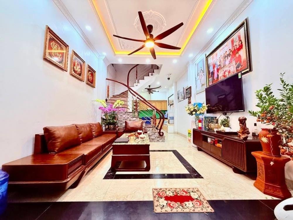 Bán Gấp Nhà Đại Từ - Hoàng Mai 41m2, 4 Tầng, Lô Góc, View Hồ, Công Viên - Giá Tốt