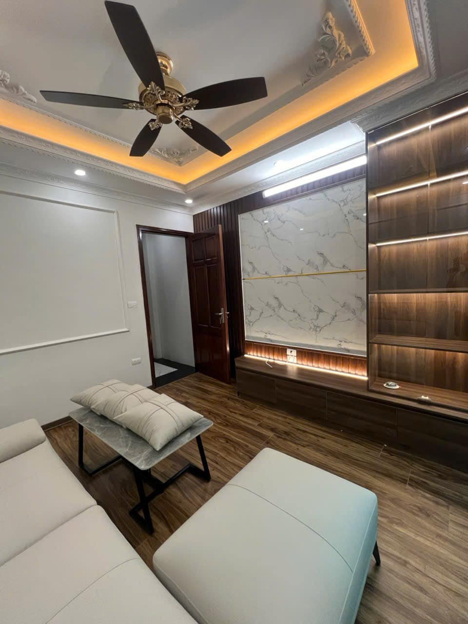 Nhà Mới 5 Tầng, 40m2, Ngõ Ô Tô - Xuân Phương, Giá Tốt
