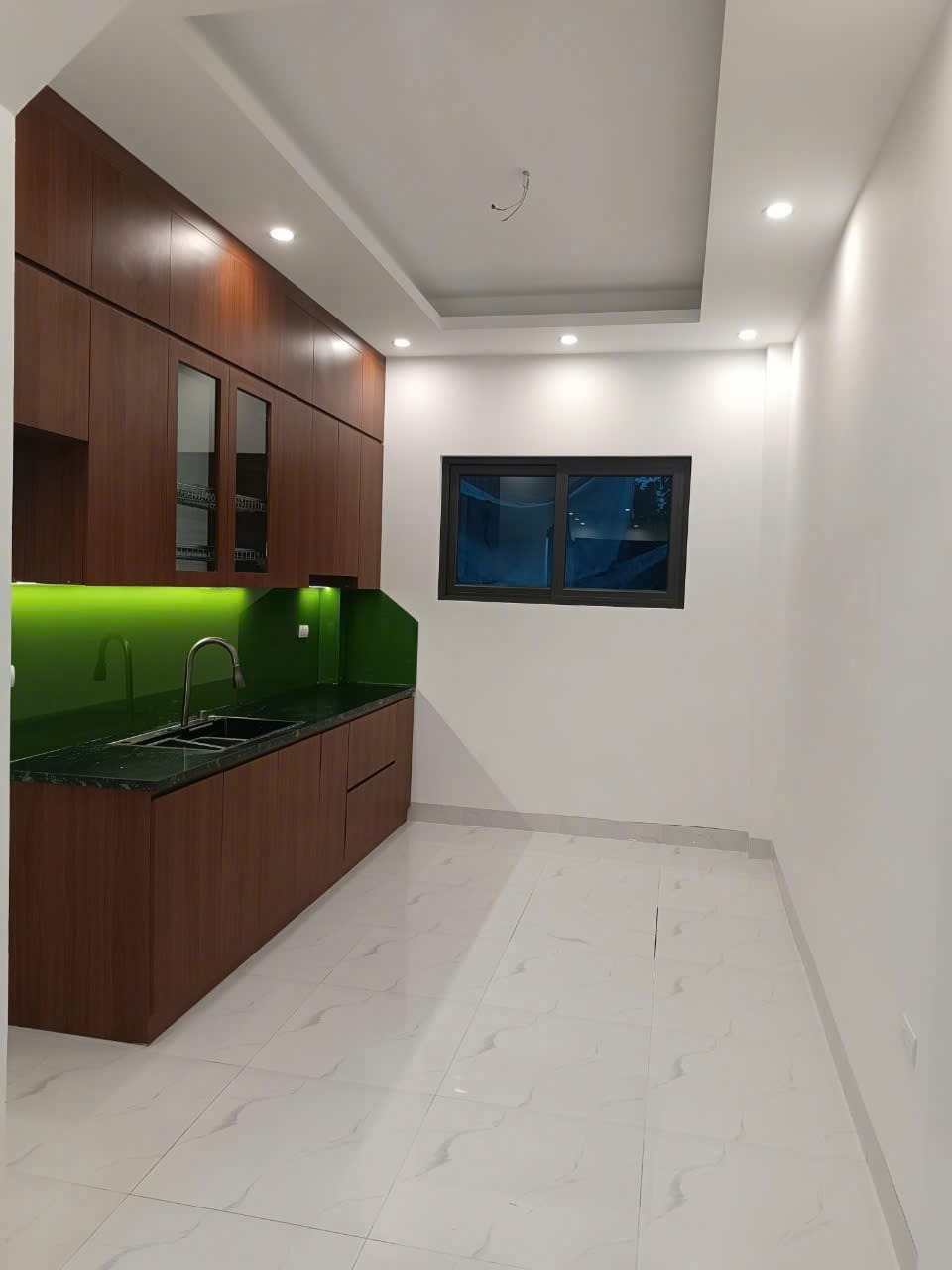 Nhà Mới 4 Tầng Tây Mỗ, Từ Liêm: 43m2, Vị Trí Vàng, Giá Rẻ Nhất Phố