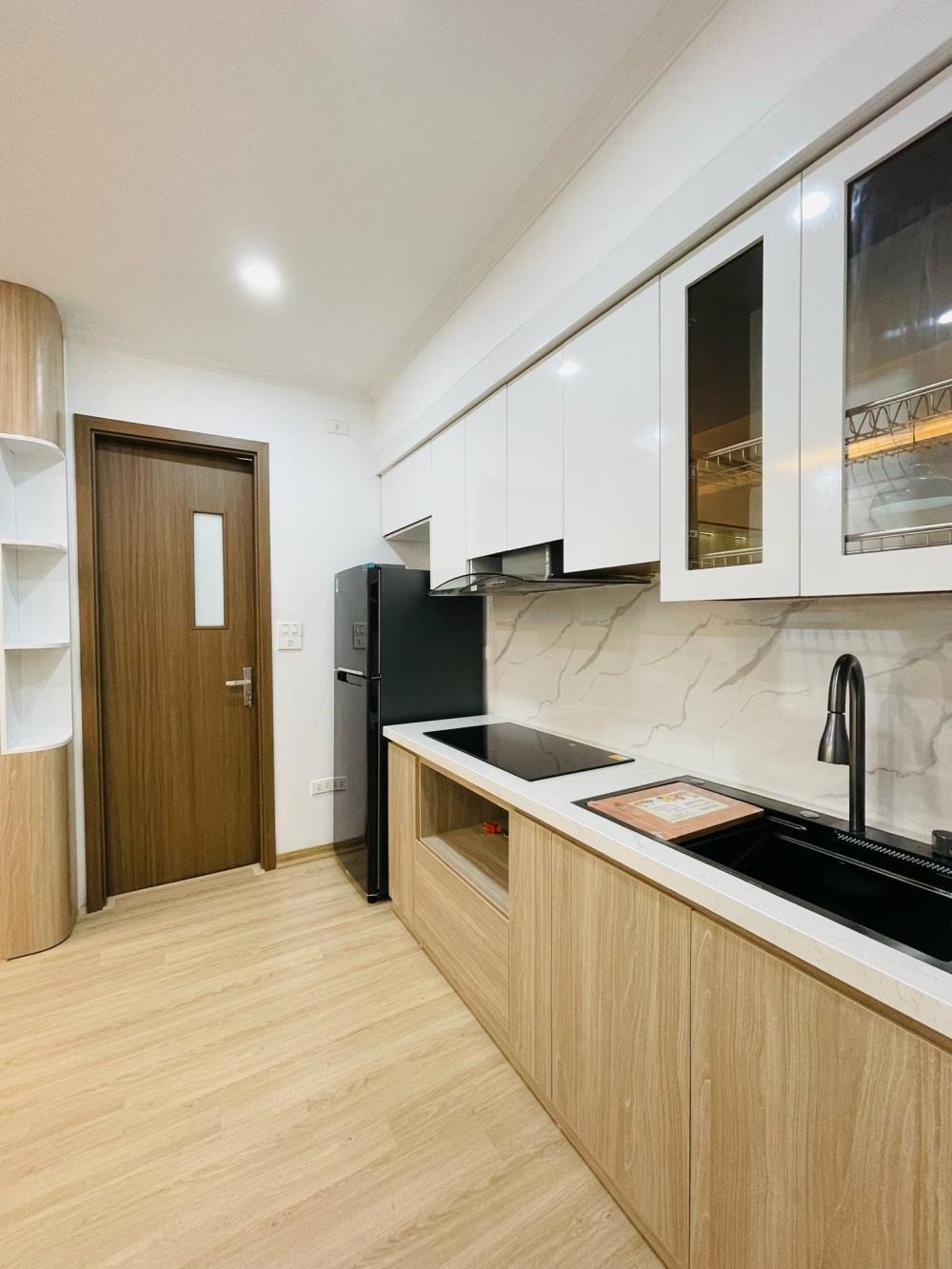 Bán Căn 2PN Tầng 16, HH3A Linh Đàm: Full Đồ, Giá 2.08 Tỷ, Hỗ Trợ Ngân Hàng
