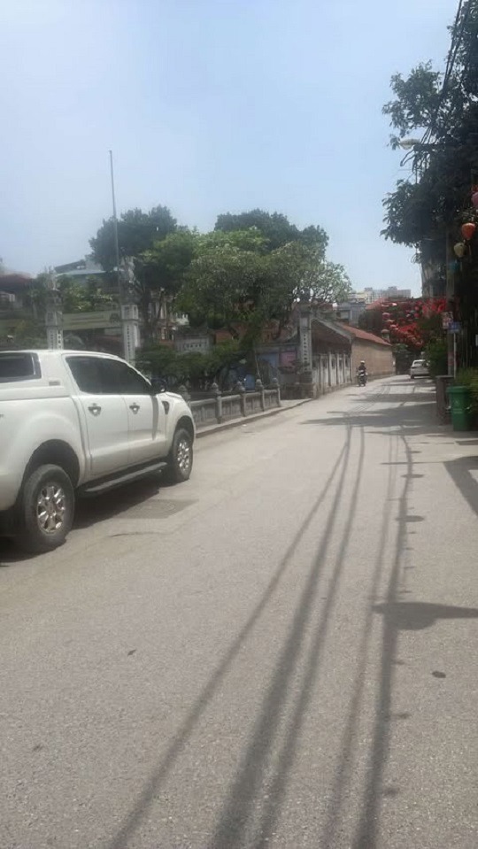 Thoáng Rộng 4 Tầng, 4 Phòng Ngủ, Phố Lụa Hà Đông - Giá 7.8 Tỷ
