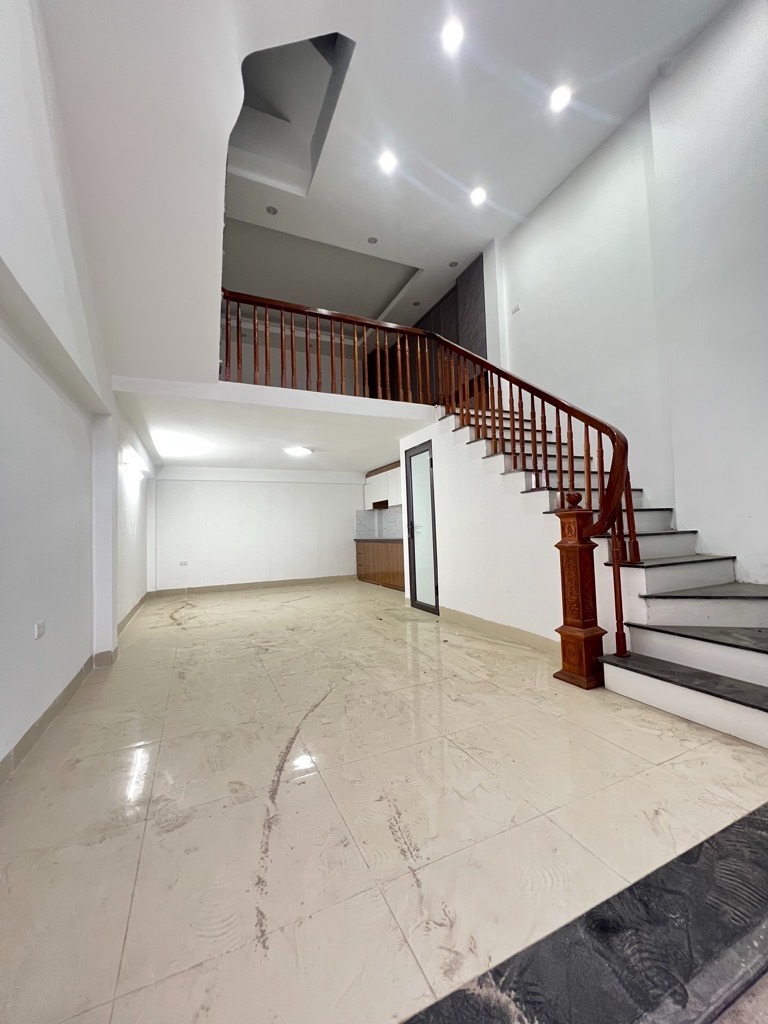 Bán nhà 41m2 Đông La, Hoài Đức - 4.85 tỷ - Vị trí đẹp, tiện ích đầy đủ