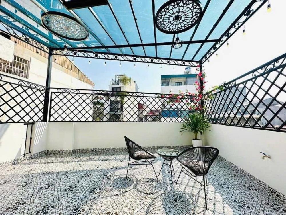 Nhà Đẹp Ngọc Hà Ba Đình 40m2, 5 Tầng - Vị Trí Đắc Địa, Nội Thất Sịn
