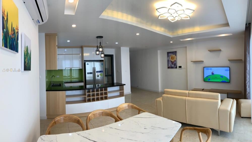 Bán Căn 3 Phòng Ngủ View Hồ D Capitale Trần Duy Hưng - Giá 9.x Tỷ
