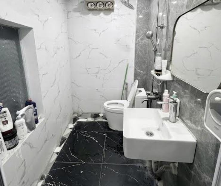 Bán nhà Hoàng Mai Giá Tốt: 51m2, 3 Tầng, Kinh Doanh - 0342488948