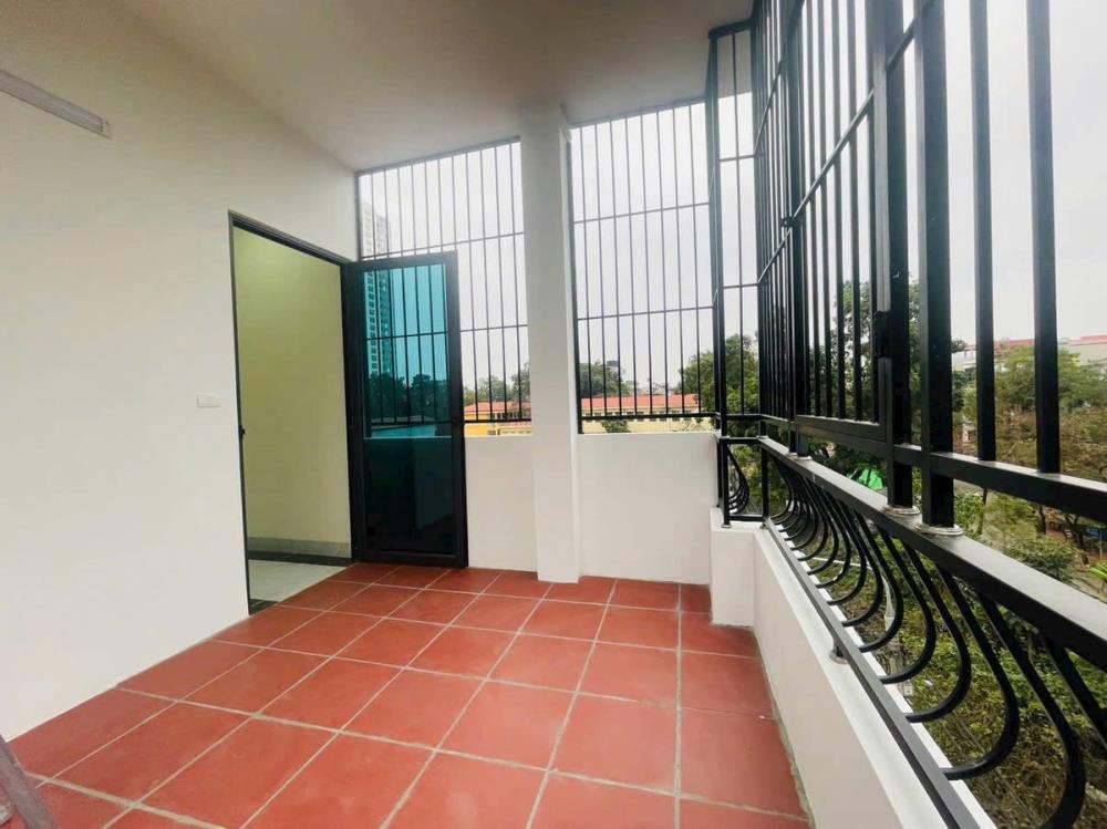 Bán nhà khu Hồ Tùng Mậu - Bắc Từ Liêm - 4 Tầng Kinh Doanh - Giá Chỉ 12 Tỷ
