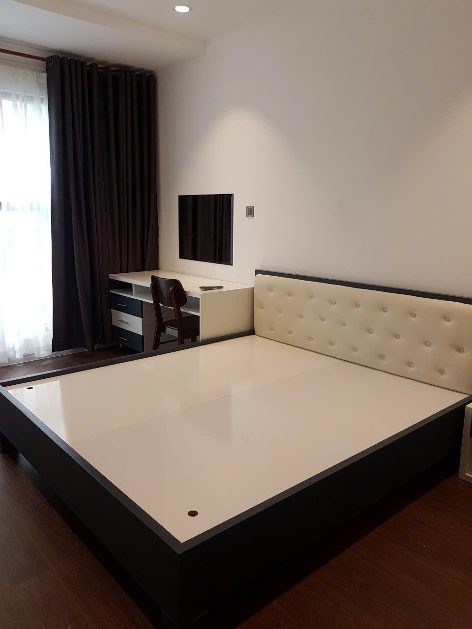 Bán Căn Hộ Saigon Royal 81.5m² - Full Nội Thất, Giá 7.2 Tỷ